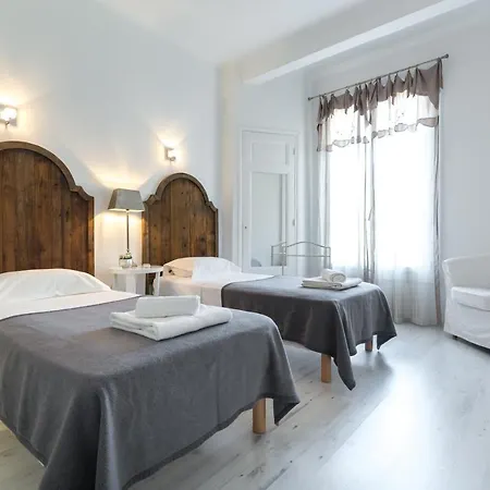 Sleeps 4 Air Con Wifi
