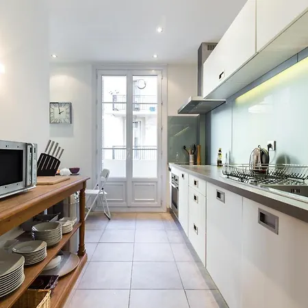Sleeps 4 Air Con Wifi Apartment *