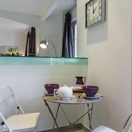 Apartment Sleeps 4 Air Con Wifi *